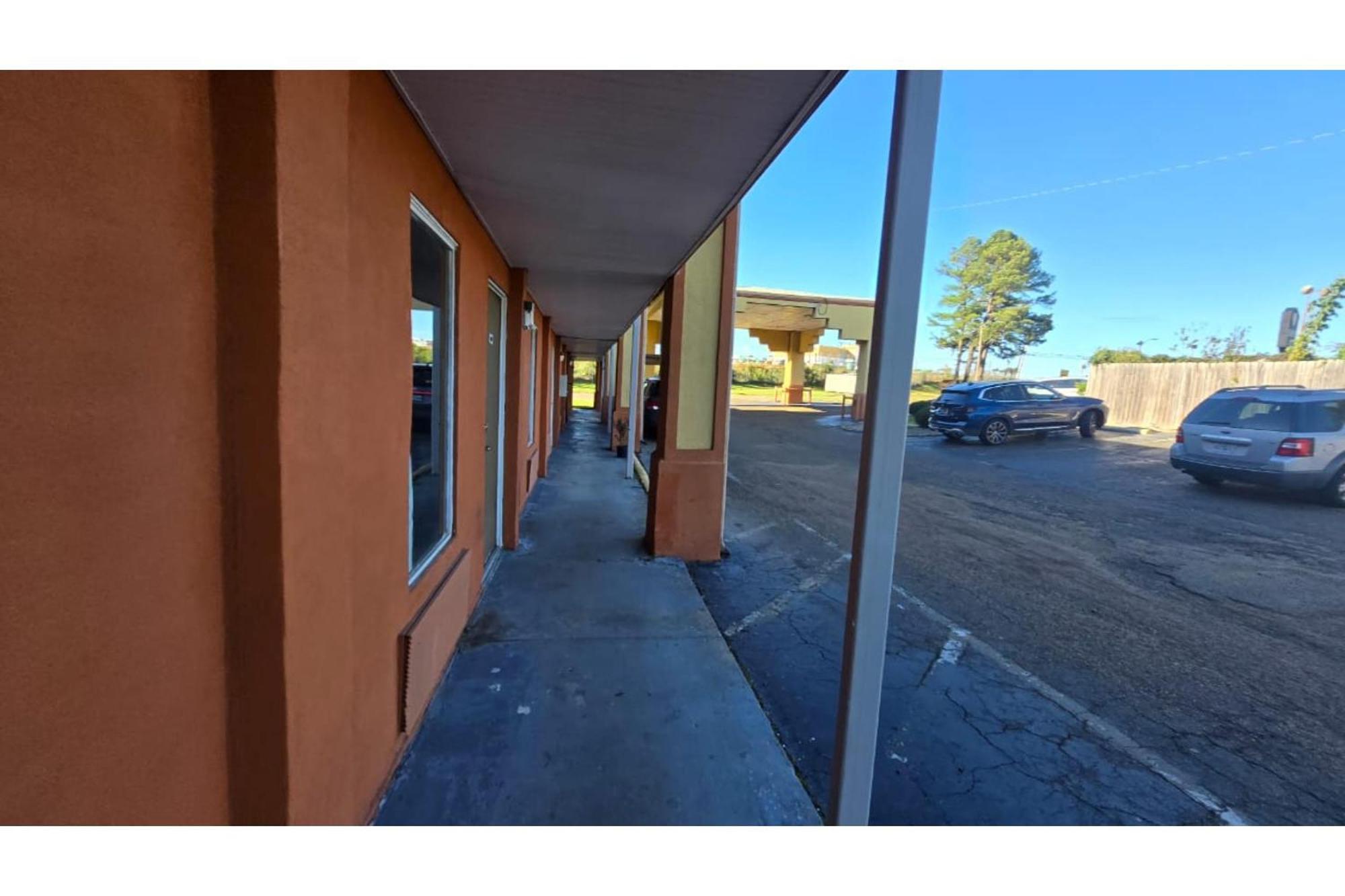 Diamond Inn Motel By Oyo Jackson Hwy 80- I-20 ภายนอก รูปภาพ