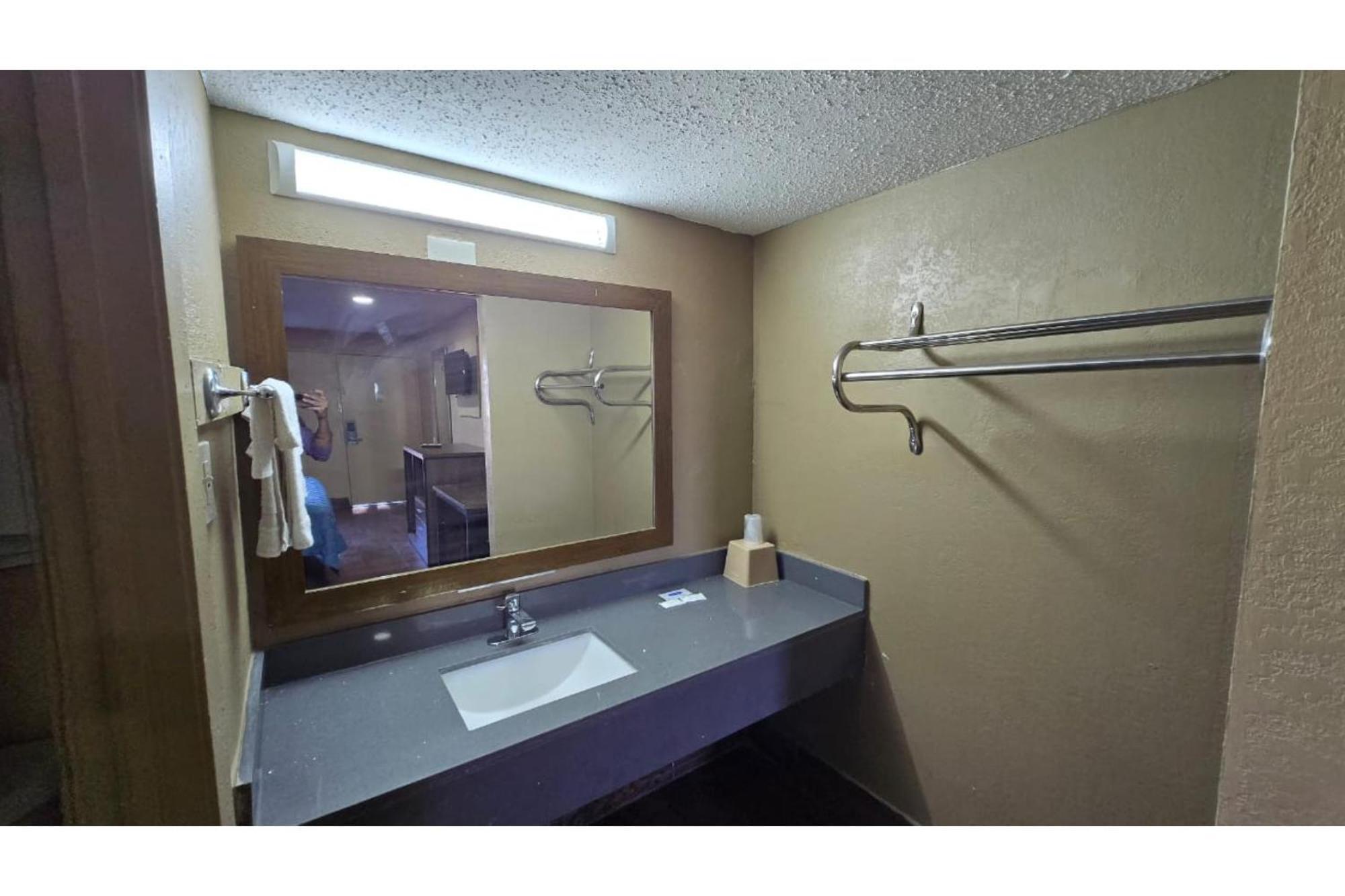 Diamond Inn Motel By Oyo Jackson Hwy 80- I-20 ภายนอก รูปภาพ